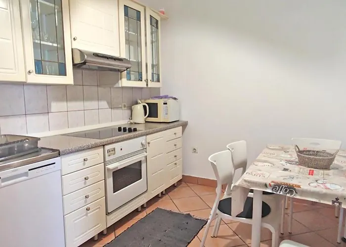 Ellena Sunshine Pensionat Opatija