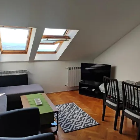 Ellena Sunshine ゲストハウス