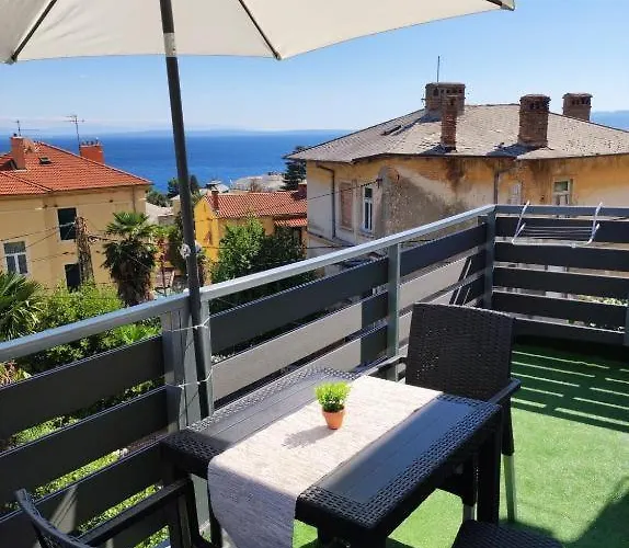 Penzion Ellena Sunshine 3*