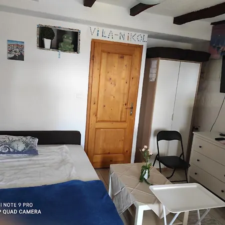 Ellena Sunshine Опатия