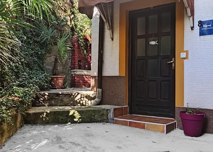 Ellena Sunshine Опатия